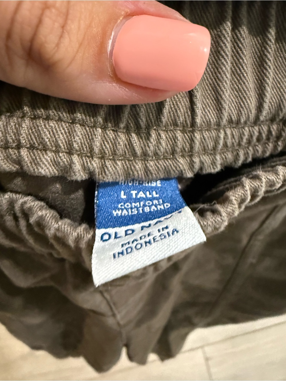 Old Navy High Waisted Barrel Ankle Pants - Picture 5 of 5